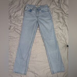 Abercrombie & Fitch Light Blue Mid Rise 90s Straight Jeans Size 27 Long